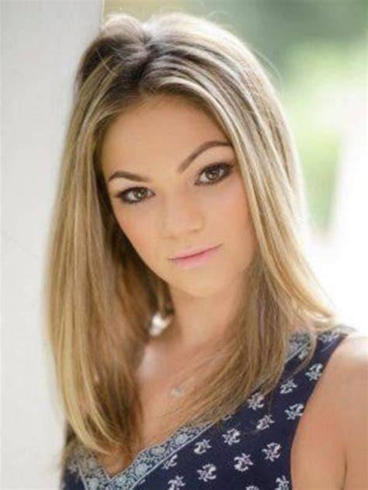 Athena Faris Wiki, Age, Height, Real Name, Measurements, Net Worth