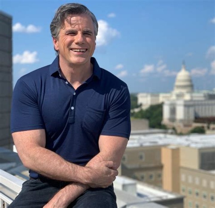 Who is Tom Fitton? Is he Married?, Bio, Age, Wife, Judicial Watch and